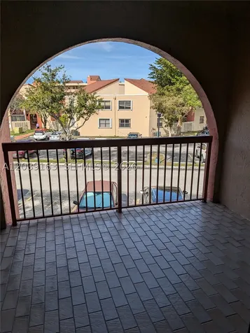 10245 NW 9th Street Circle Miami FL 33172