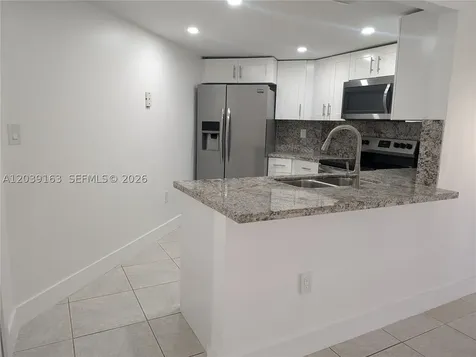 10245 NW 9th Street Circle Miami FL 33172
