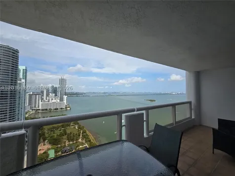 Miami FL 33132