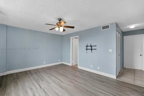 431 SE 3rd Street Dania Beach FL 33004