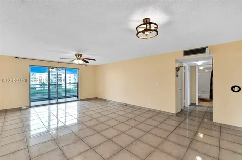 431 SE 3rd Street Dania Beach FL 33004