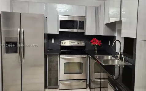 431 SE 3rd Street Dania Beach FL 33004