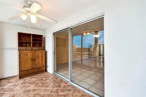 431 SE 3rd Street Dania Beach FL 33004