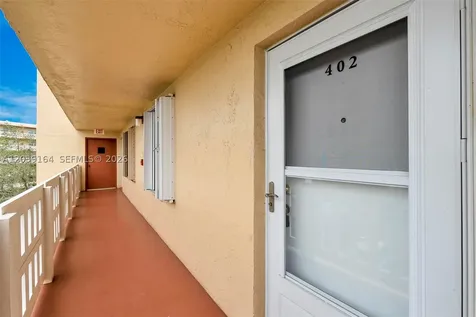 431 SE 3rd Street Dania Beach FL 33004