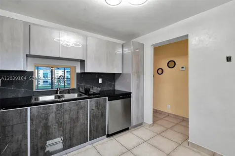 431 SE 3rd Street Dania Beach FL 33004