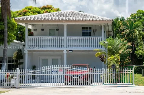 16990 NE 5th Court North Miami Beach FL 33162
