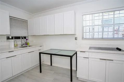 16990 NE 5th Court North Miami Beach FL 33162
