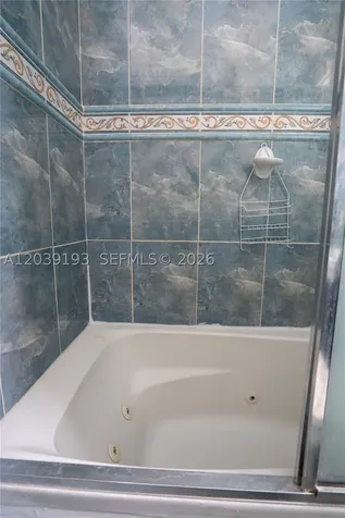 16990 NE 5th Court North Miami Beach FL 33162
