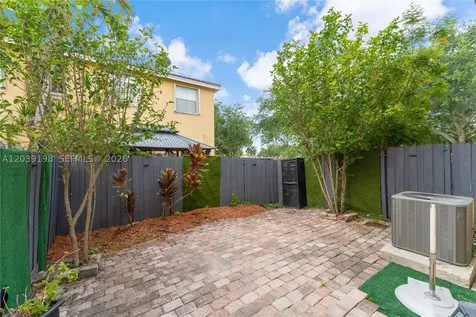 14970 SW 9th Terrace Miami FL 33194