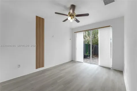 14970 SW 9th Terrace Miami FL 33194