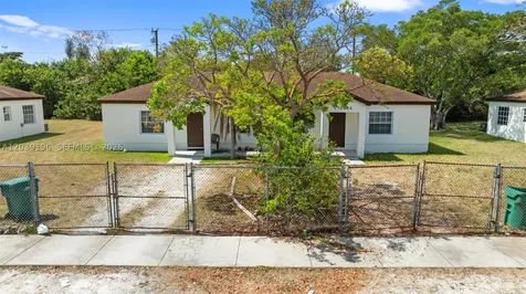 10532 SW 182nd Street Miami FL 33157