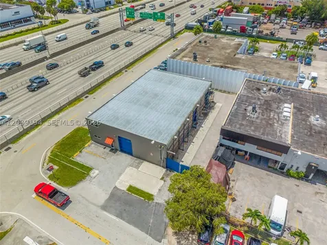 5280 NW 77th Court Doral FL 33166