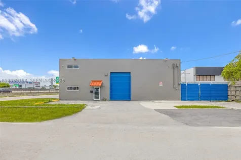 5280 NW 77th Court Doral FL 33166