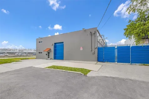 5280 NW 77th Court Doral FL 33166
