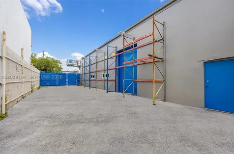 5280 NW 77th Court Doral FL 33166