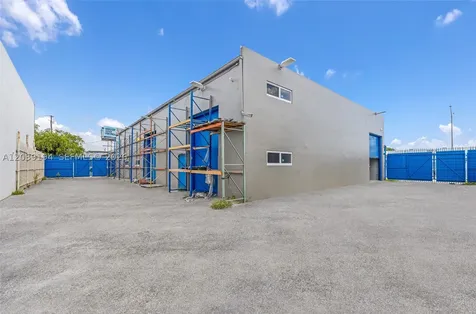 5280 NW 77th Court Doral FL 33166