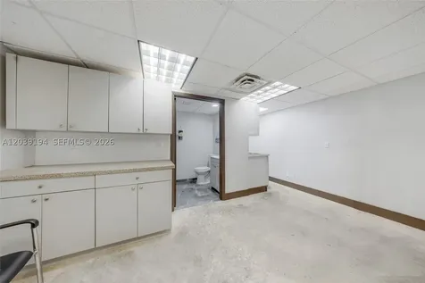 5280 NW 77th Court Doral FL 33166