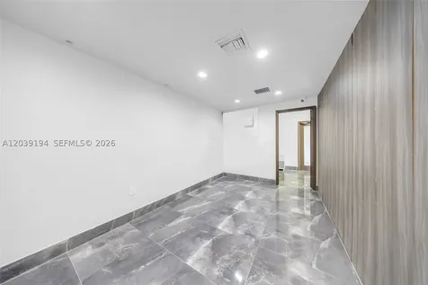 5280 NW 77th Court Doral FL 33166