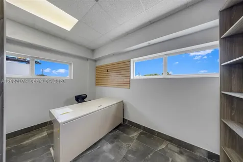 5280 NW 77th Court Doral FL 33166