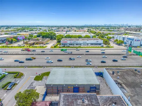 5280 NW 77th Court Doral FL 33166