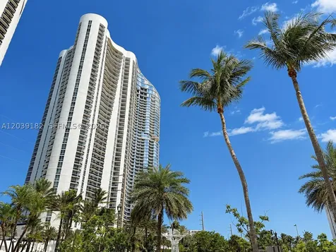 15811 Collins Avenue Sunny Isles Beach FL 33160