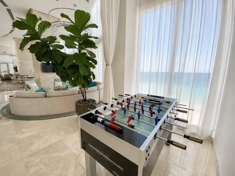 15811 Collins Avenue Sunny Isles Beach FL 33160