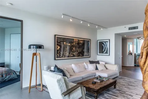 300 S Pointe Drive Miami Beach FL 33139