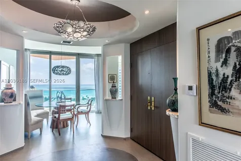 300 S Pointe Drive Miami Beach FL 33139