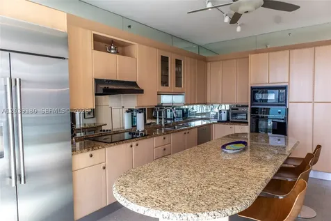 300 S Pointe Drive Miami Beach FL 33139