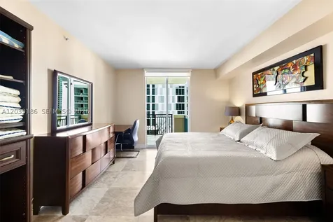 17555 Atlantic Boulevard Sunny Isles Beach FL 33160