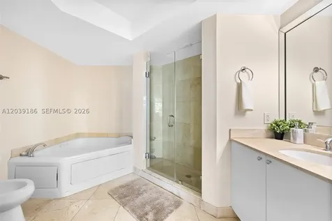17555 Atlantic Boulevard Sunny Isles Beach FL 33160