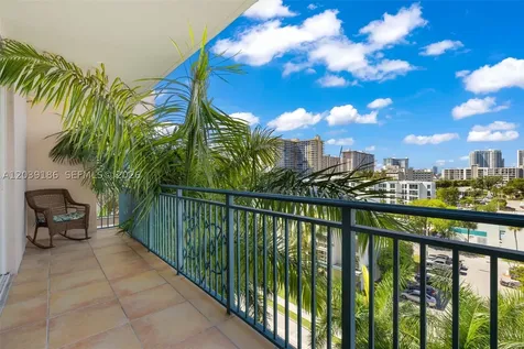 17555 Atlantic Boulevard Sunny Isles Beach FL 33160