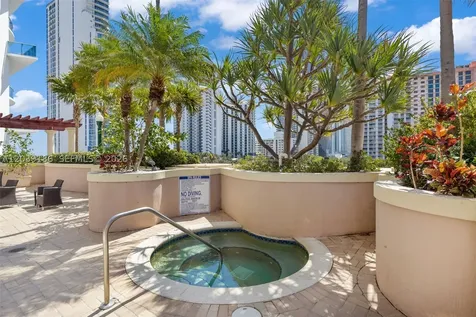 17555 Atlantic Boulevard Sunny Isles Beach FL 33160