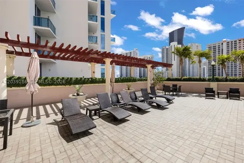 17555 Atlantic Boulevard Sunny Isles Beach FL 33160