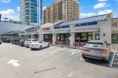 17555 Atlantic Boulevard Sunny Isles Beach FL 33160