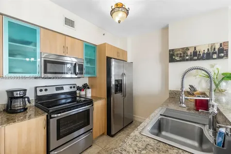 17555 Atlantic Boulevard Sunny Isles Beach FL 33160