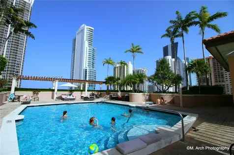 17555 Atlantic Boulevard Sunny Isles Beach FL 33160