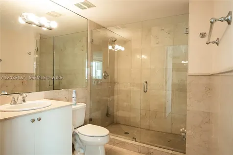 17555 Atlantic Boulevard Sunny Isles Beach FL 33160