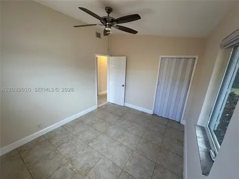 4410 SW 39th Street West Park FL 33023