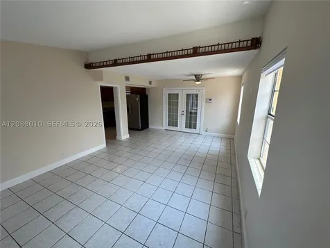4410 SW 39th Street West Park FL 33023
