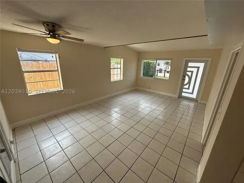 4410 SW 39th Street West Park FL 33023