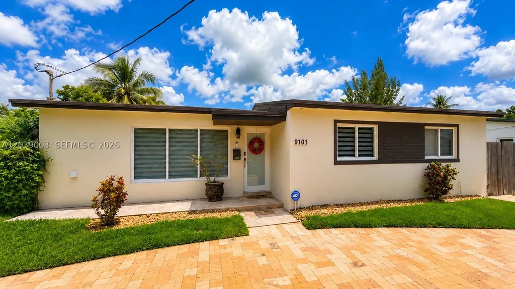9101 SW 16th Street Miami FL 33165