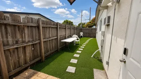 9101 SW 16th Street Miami FL 33165