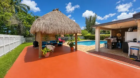 9101 SW 16th Street Miami FL 33165
