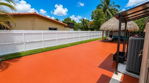 9101 SW 16th Street Miami FL 33165