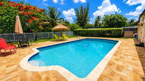9101 SW 16th Street Miami FL 33165