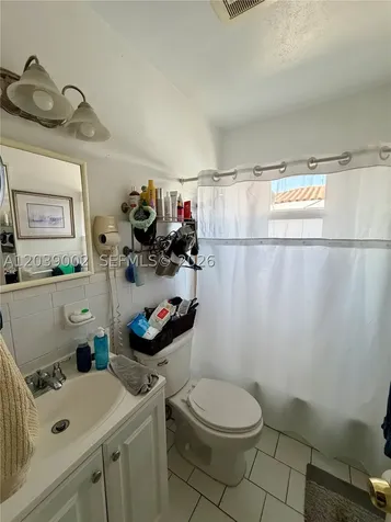 400 NW 44th Avenue Miami FL 33126