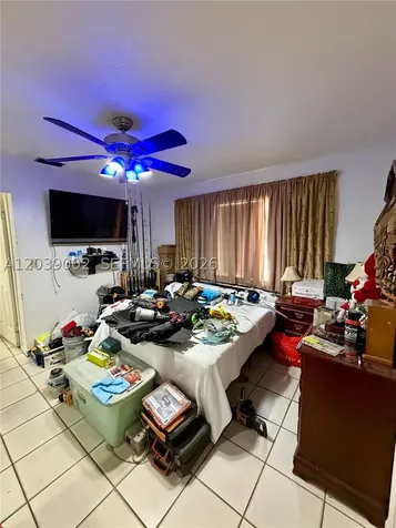 400 NW 44th Avenue Miami FL 33126