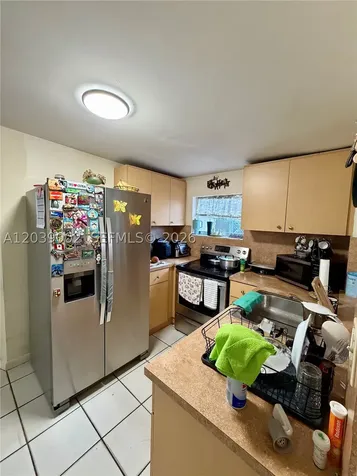 400 NW 44th Avenue Miami FL 33126