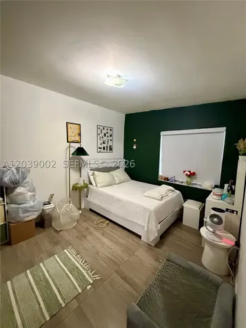 400 NW 44th Avenue Miami FL 33126